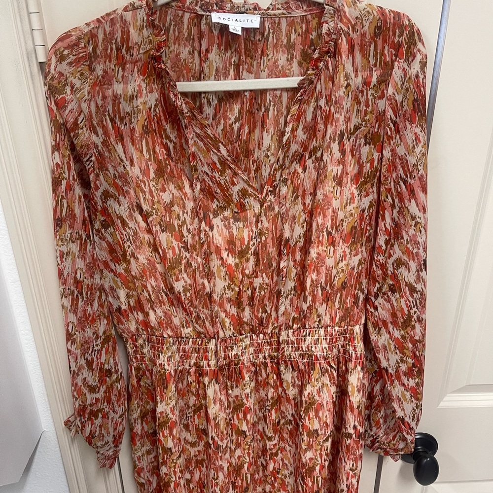 Dress, above the knee gathered waist. Never worn.